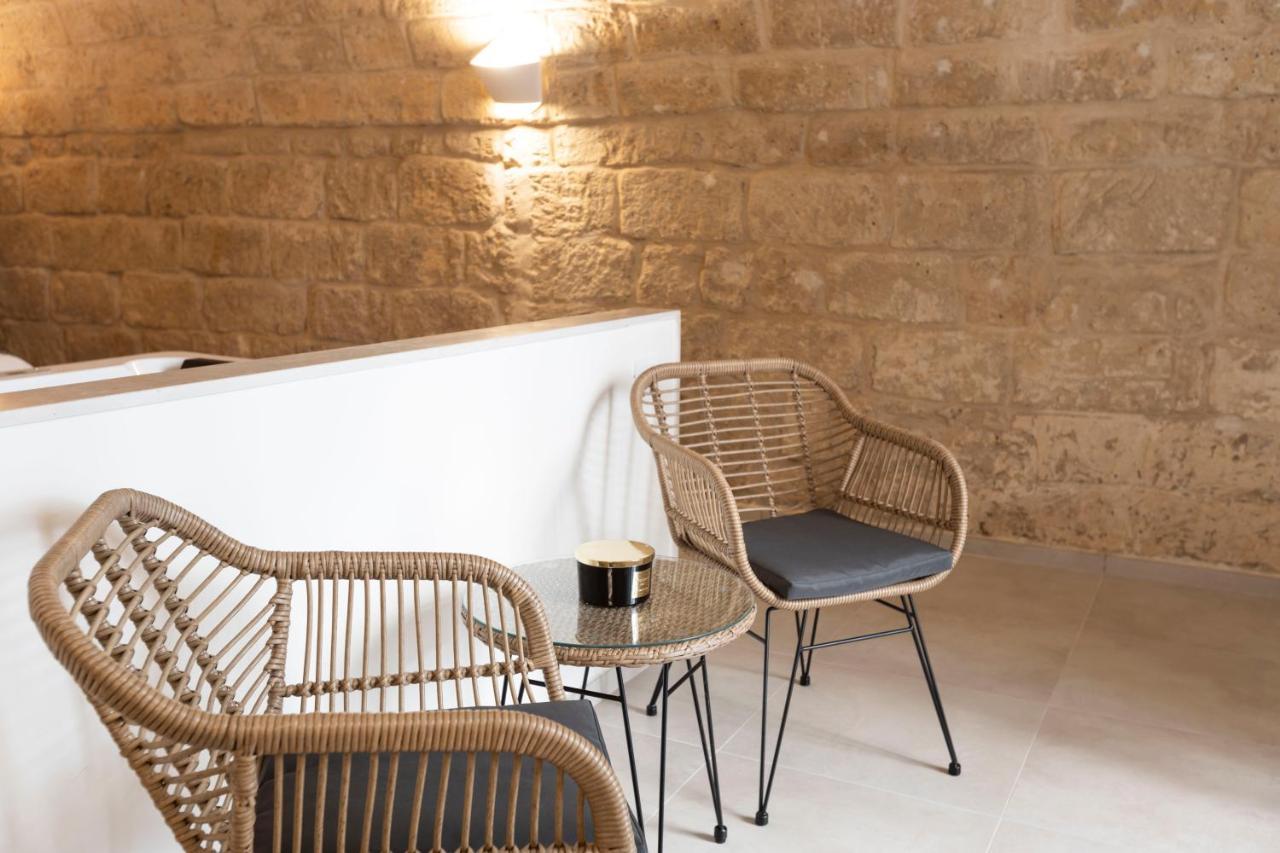 B&B Torre Canina Suite & Rooms Trani Εξωτερικό φωτογραφία