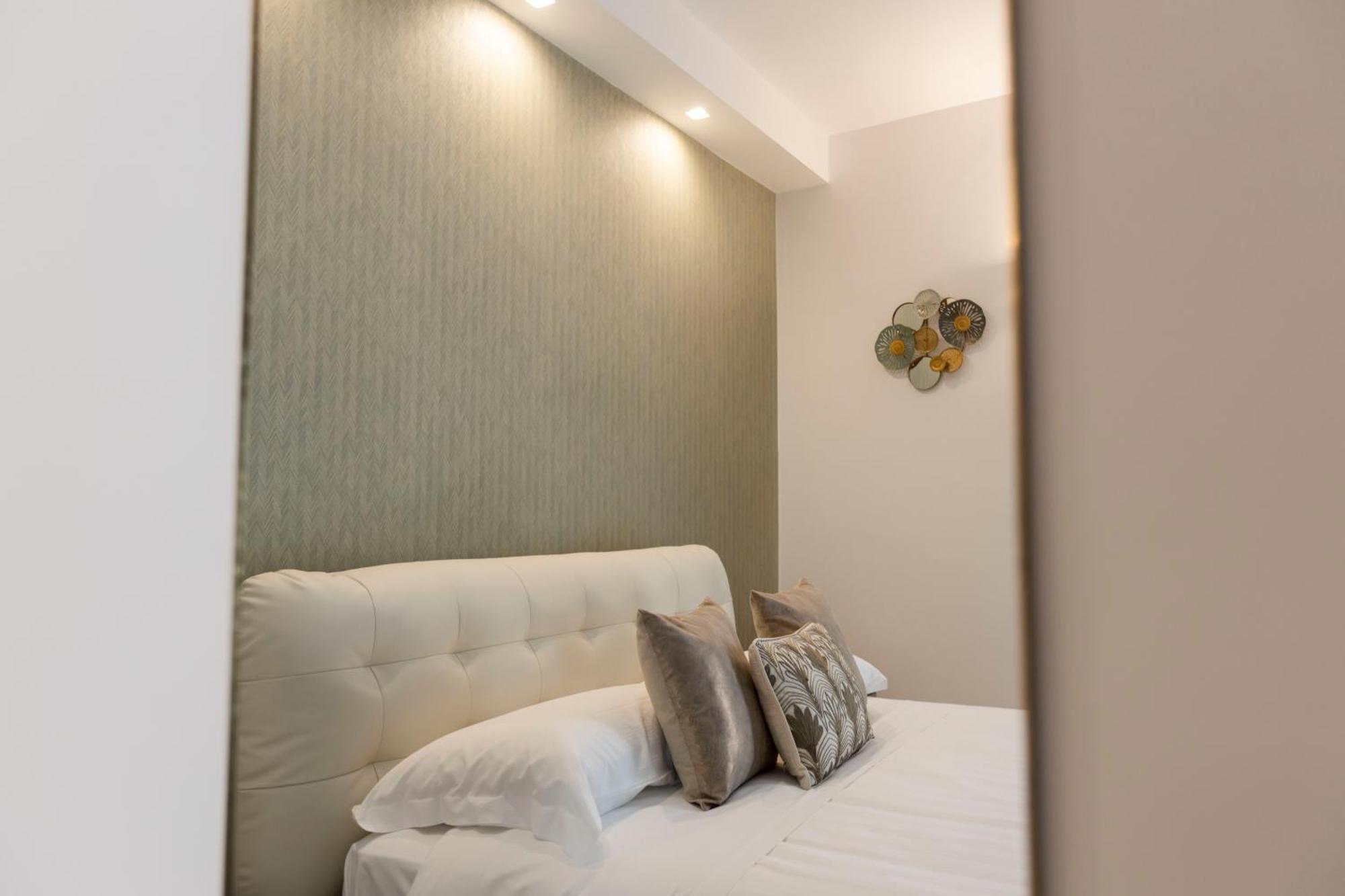 B&B Torre Canina Suite & Rooms Trani Εξωτερικό φωτογραφία